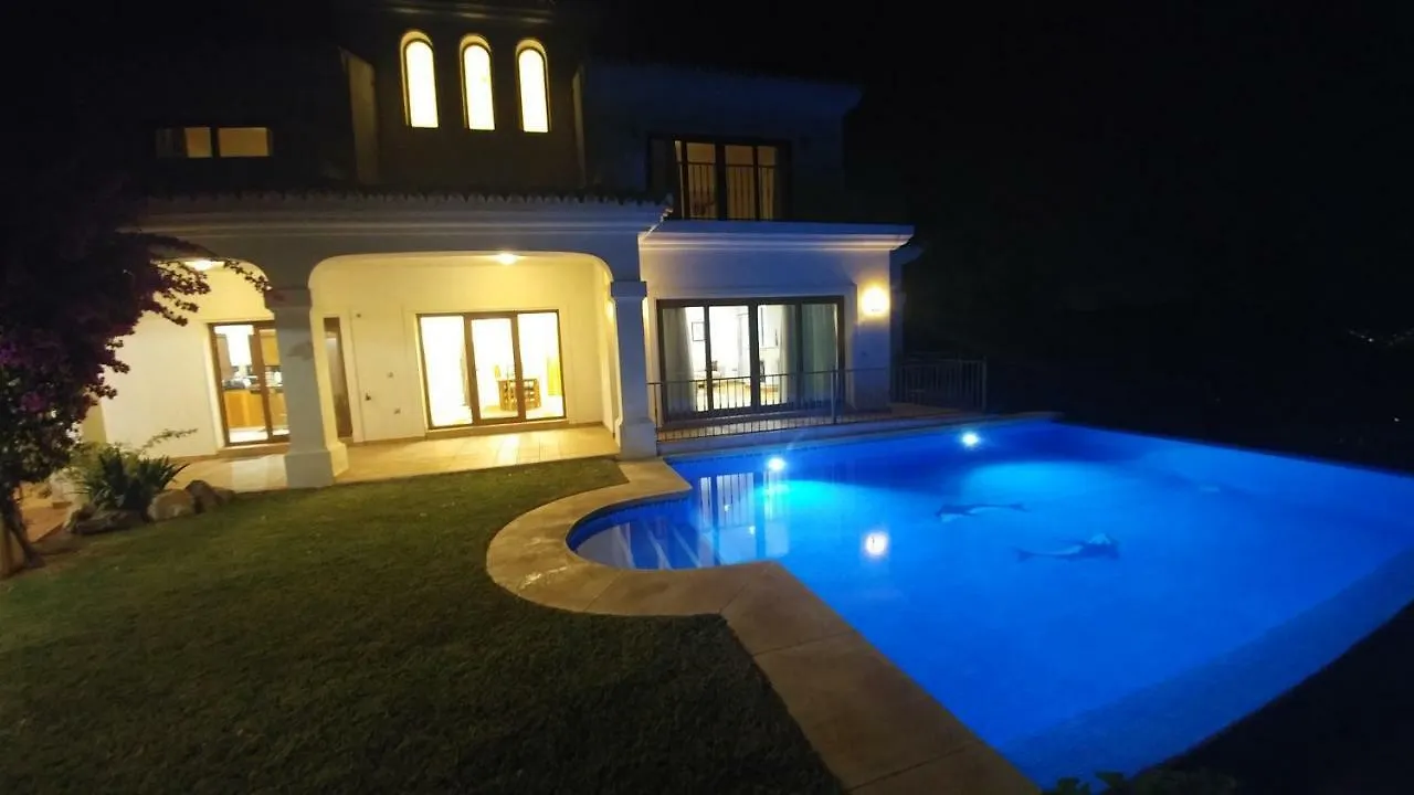 Villa Noa Benalmadena 0*,